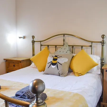 River View Cottage-uk42226